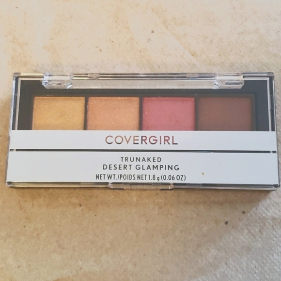 COVERGIRL Trunaked Quad Eyeshadow Palette in Desert Glamping - Picture 1 of 7